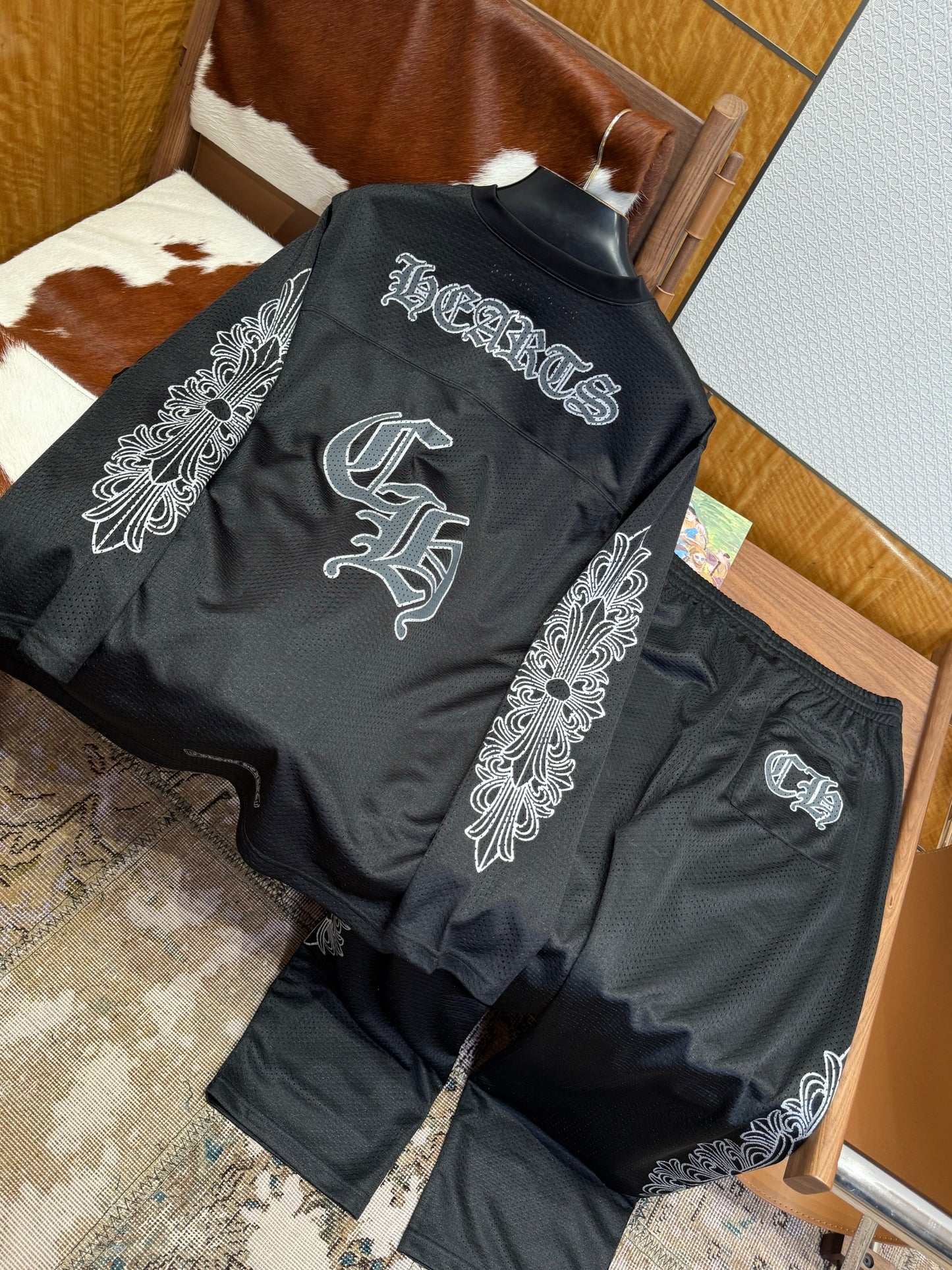 CHROME H LONG TEE