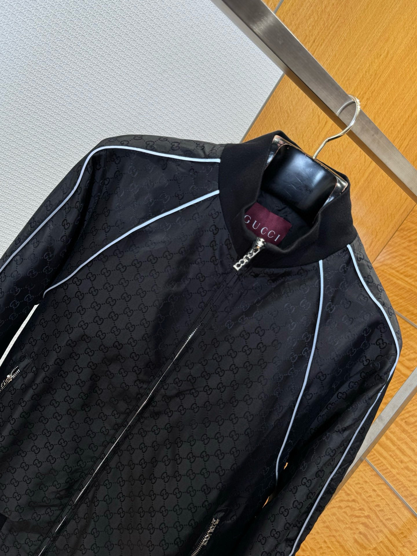 GG BOMBER JACKET