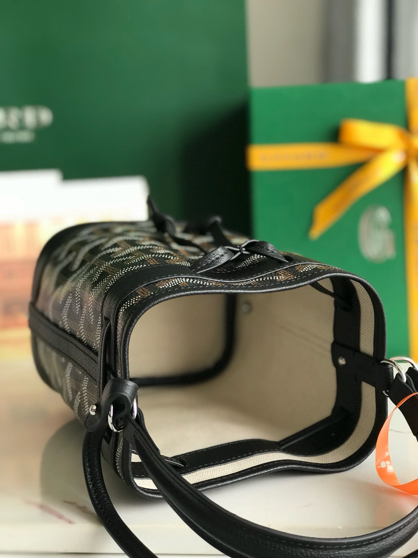 GOYA PETIT FLOT MINI BUCKET BAG