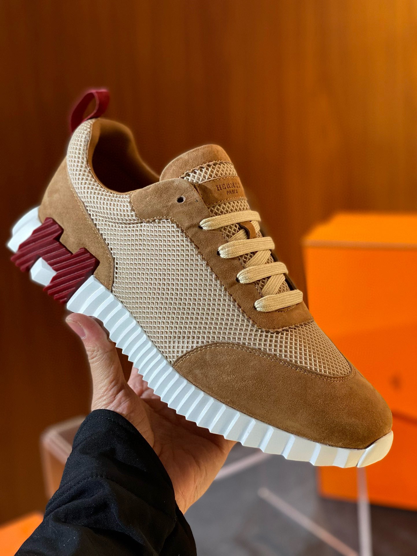 HERM BOUNCING SNEAKERS