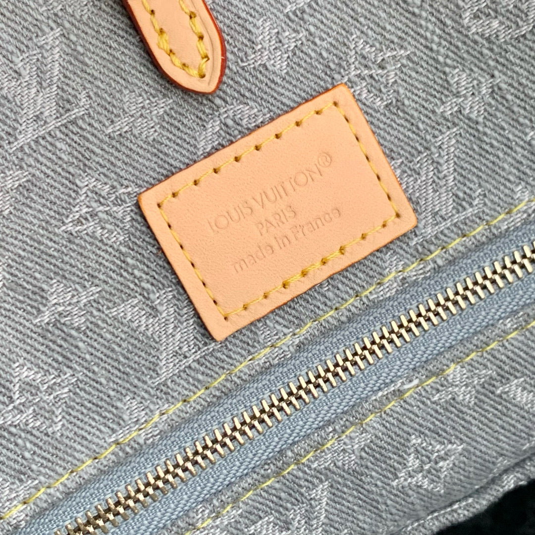 LOU ONTHEGO MM BAG