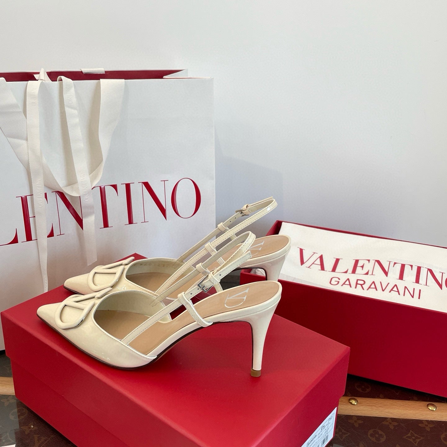 VAL HEELS