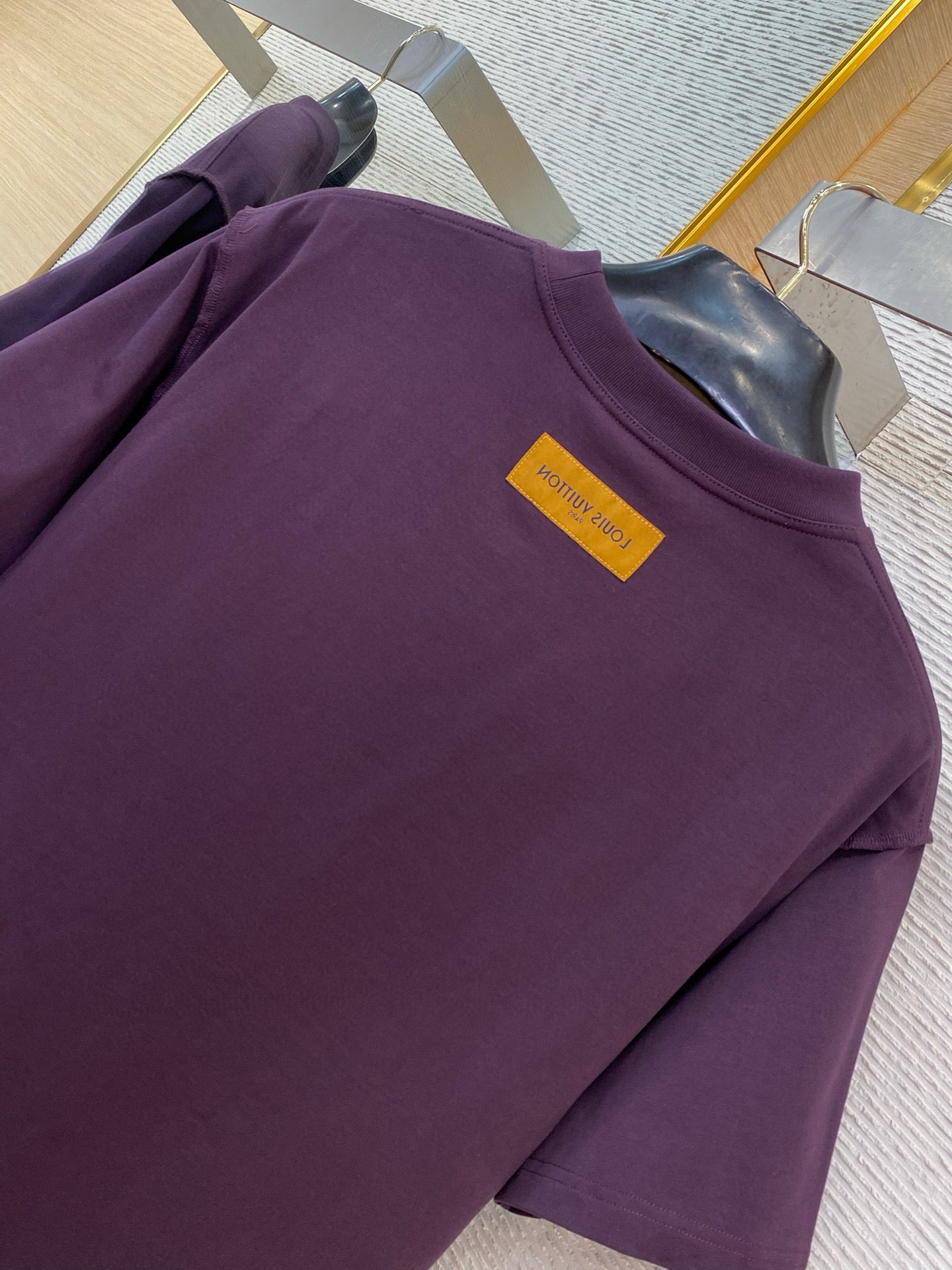 LOU T-SHIRT