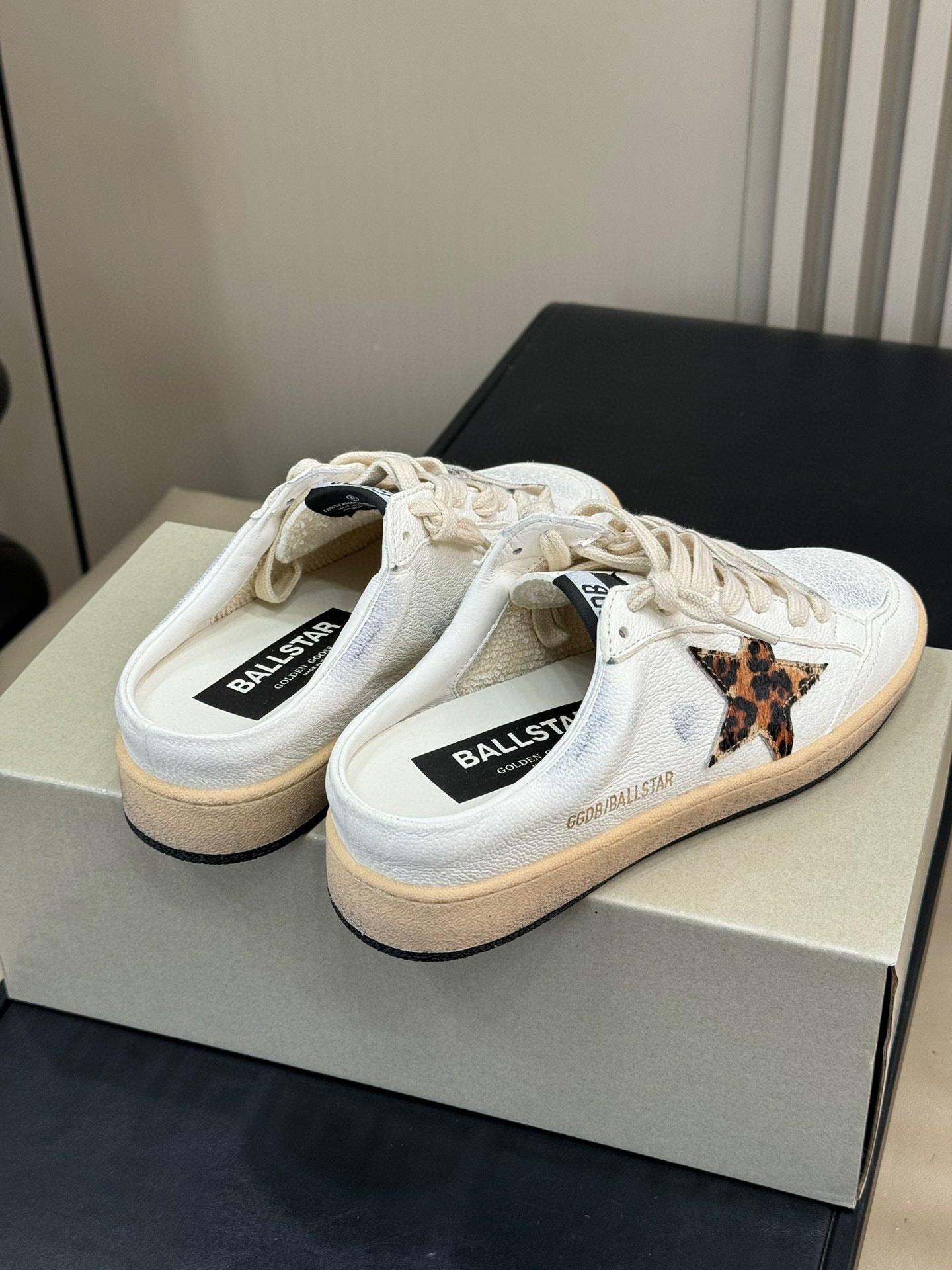 GOLDEN G MULES