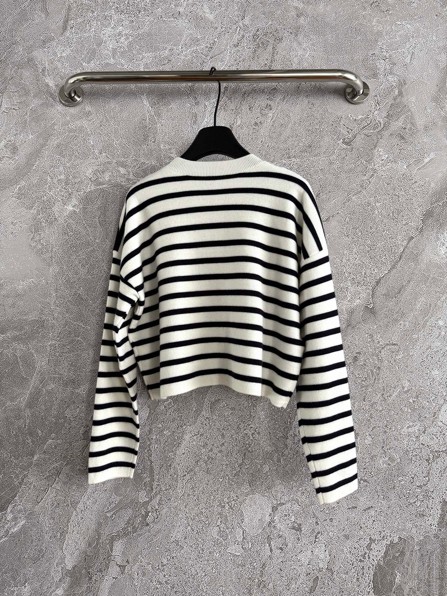 LOEW JUMPER