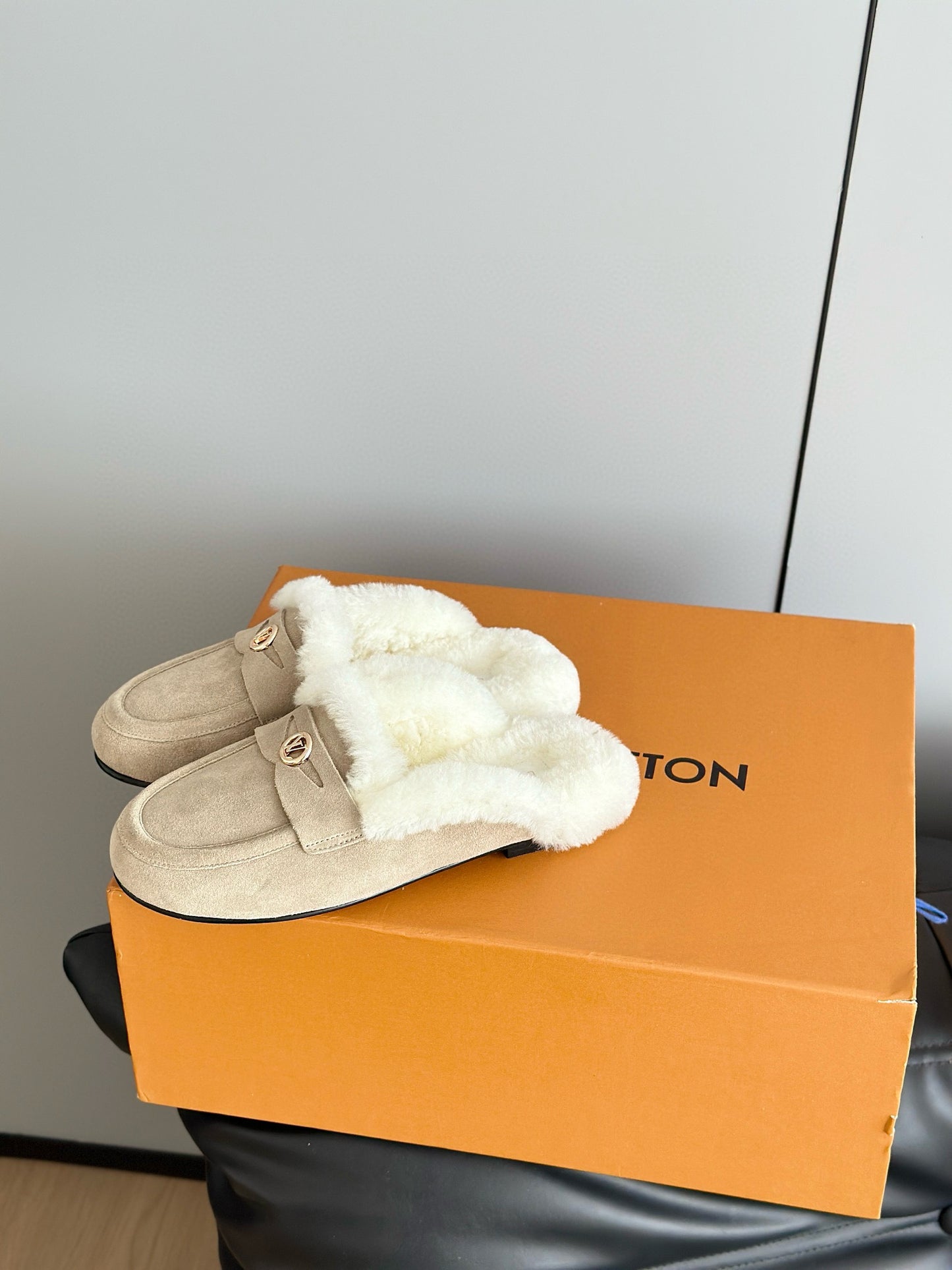 LOU SOHO OPEN BACK LOAFERS