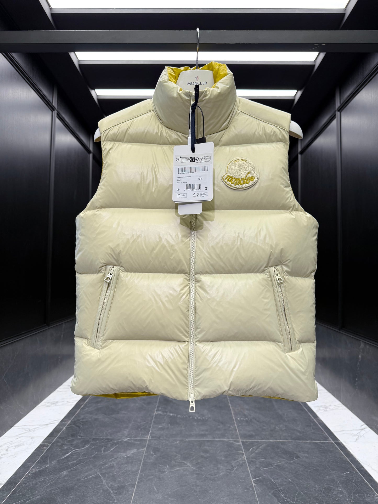 MONC LIPSI VEST