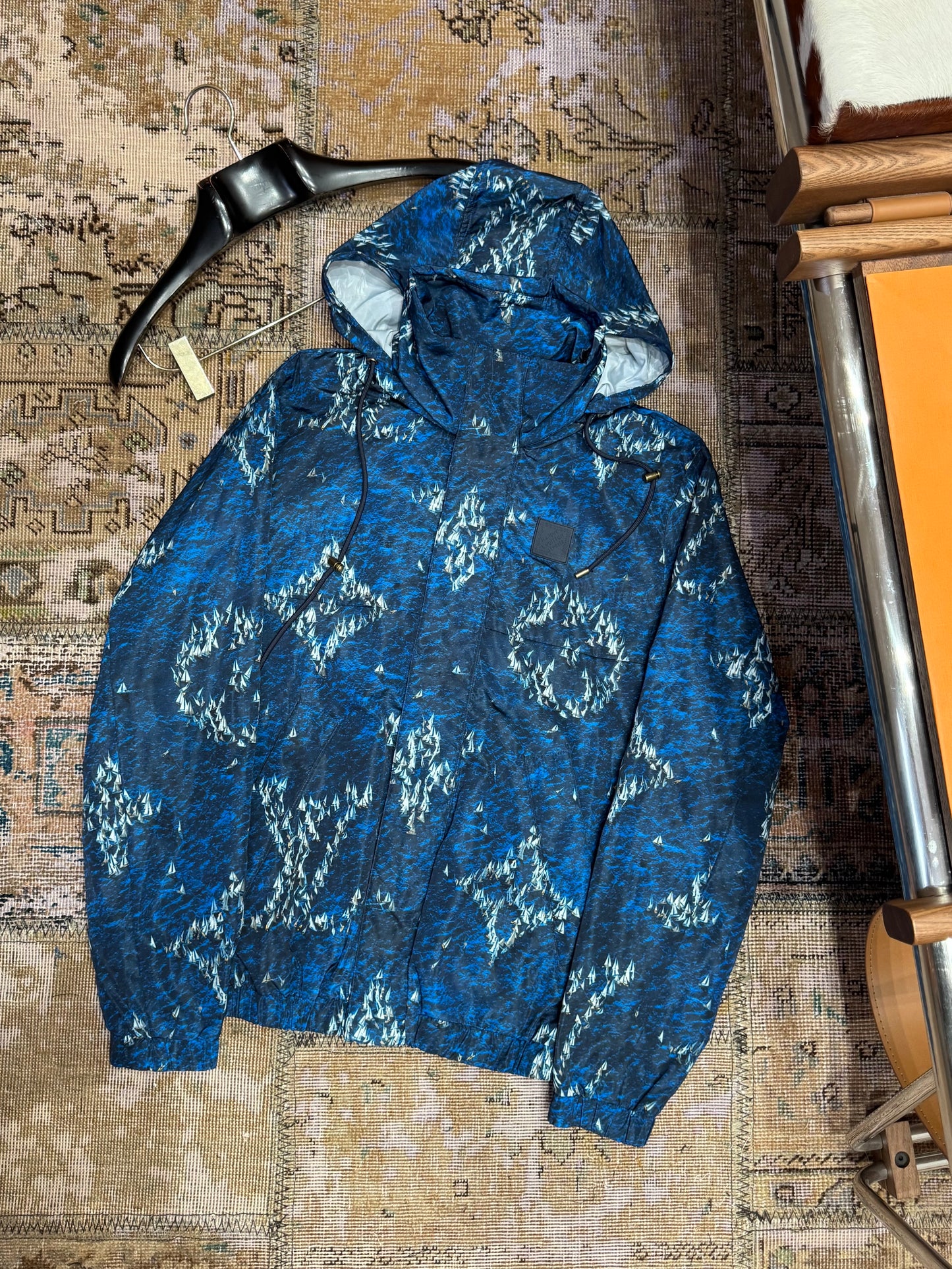 LOU JACKET
