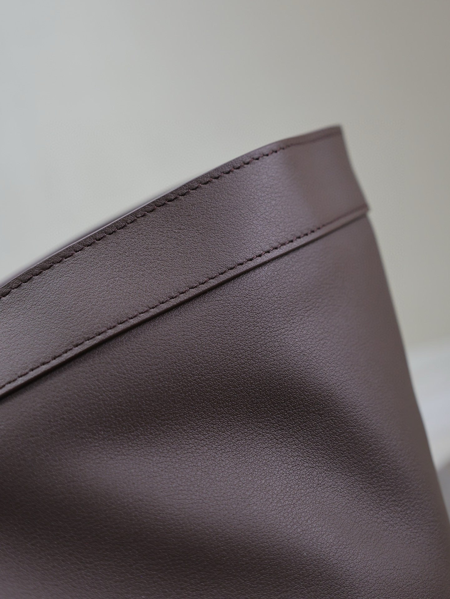 SL Y TOTE IN LEATHER BAG