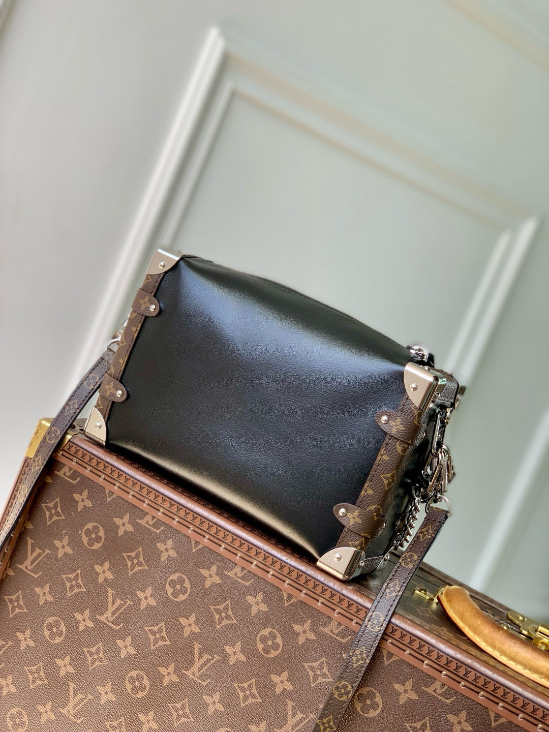LOU SIDE TRUNK VIBE MM BAG