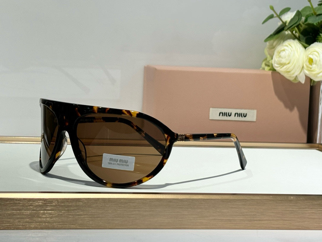 MIU M SUNGLASSES