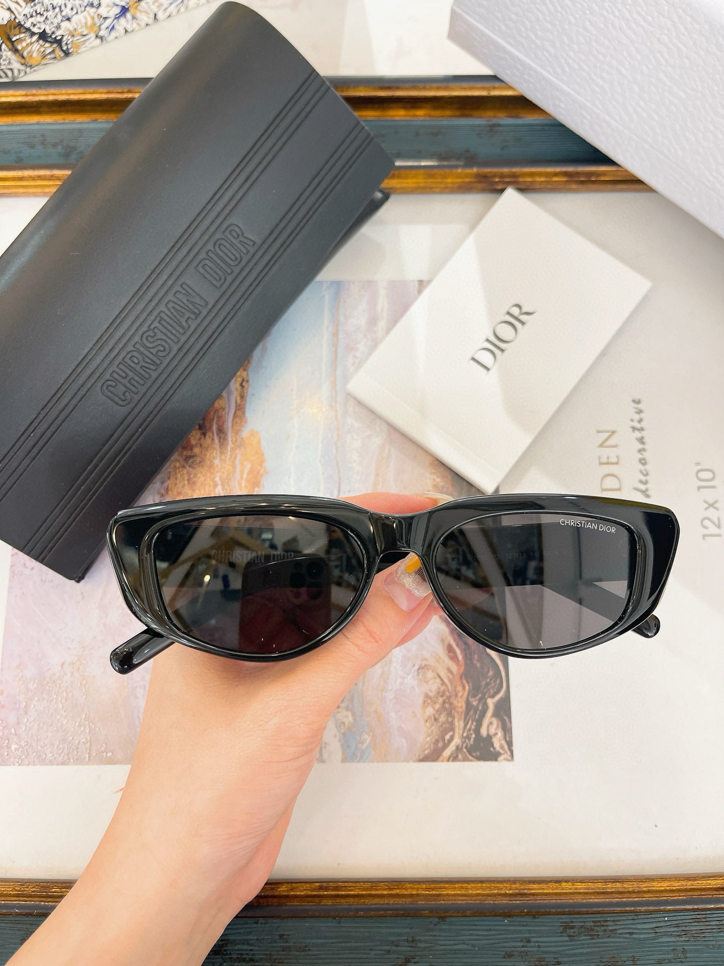 CD SUNGLASSES