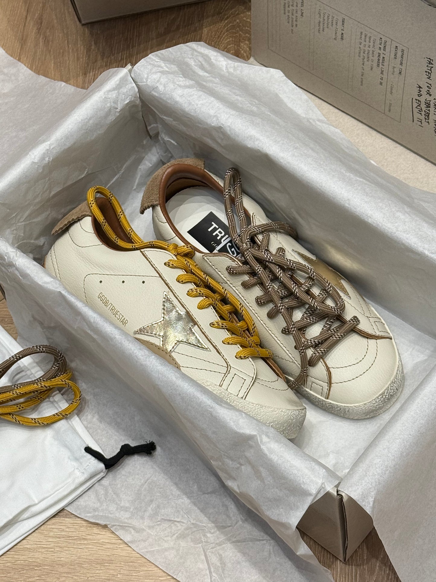 GOLDEN G TRAINERS