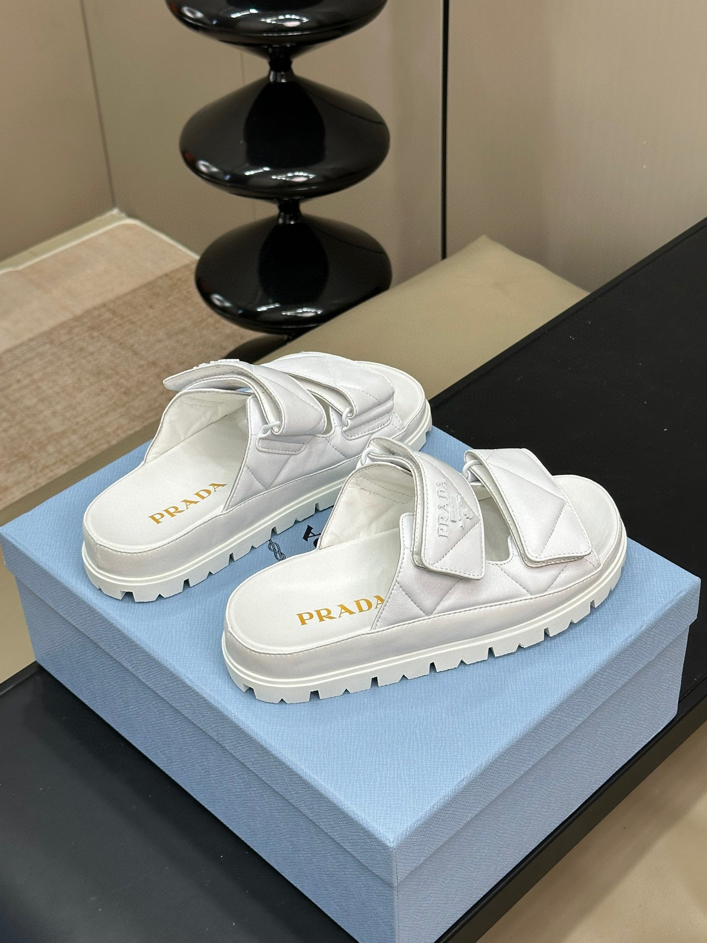 PD NAPPA LEATHER SLIDES