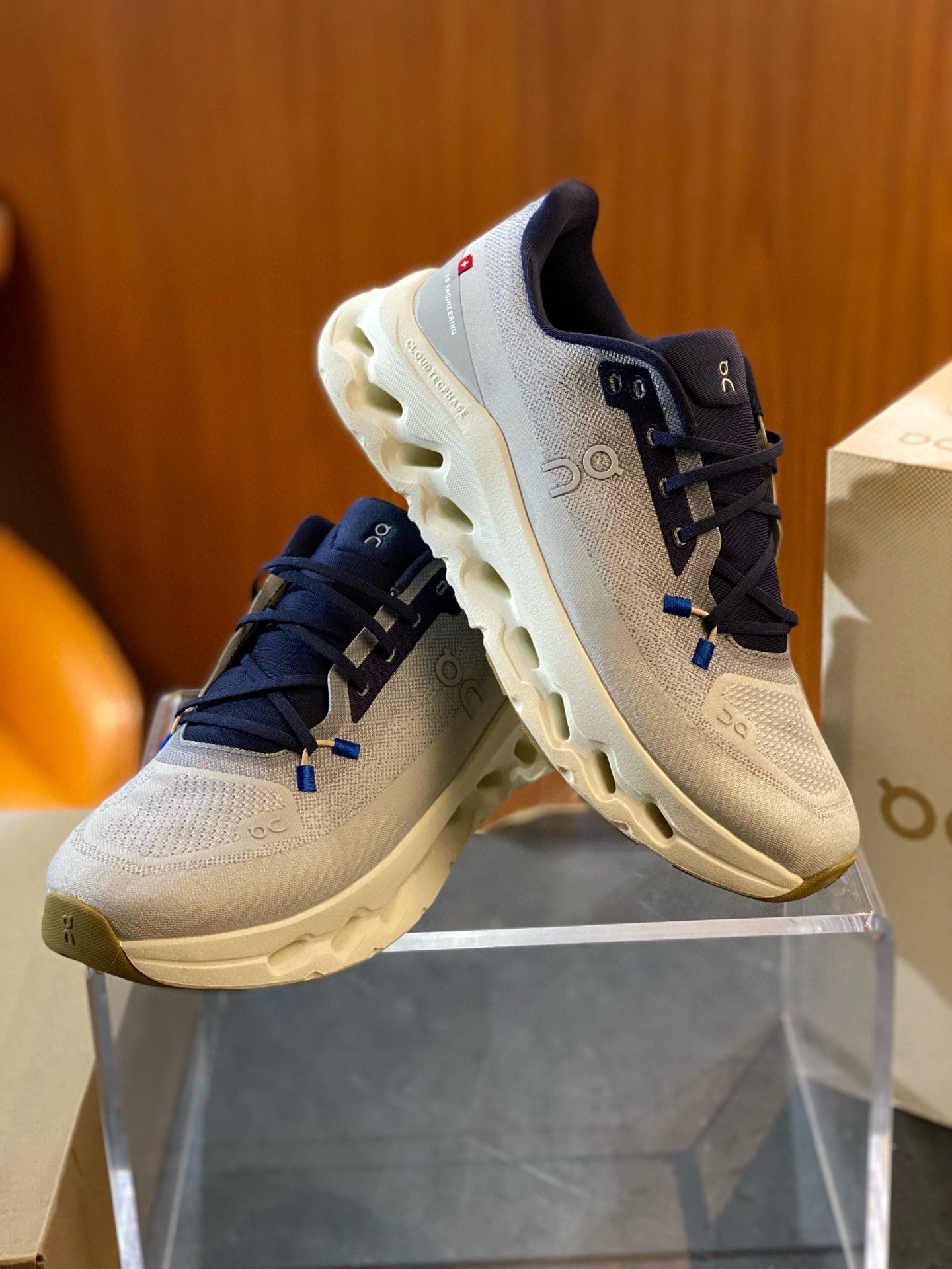 LOEW CLOUDLIT SNEAKER