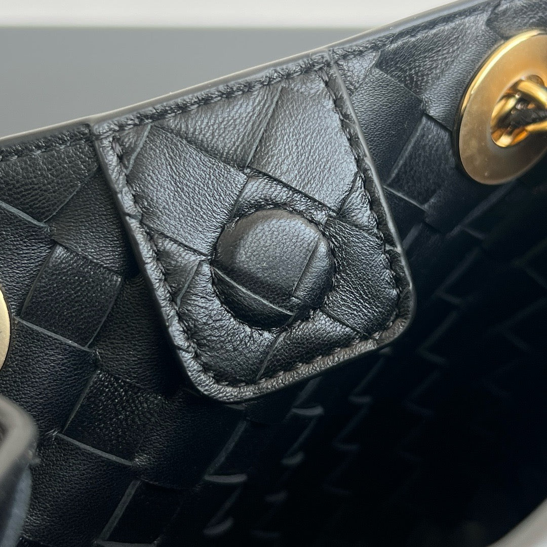 BOTT SMALL PARACHUTE CHAIN BAG