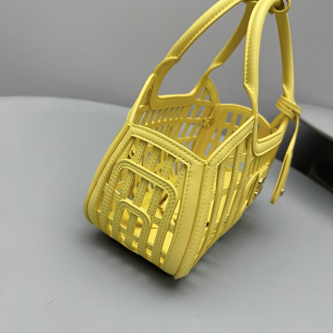 MIU M LEATHER BASKET BAG