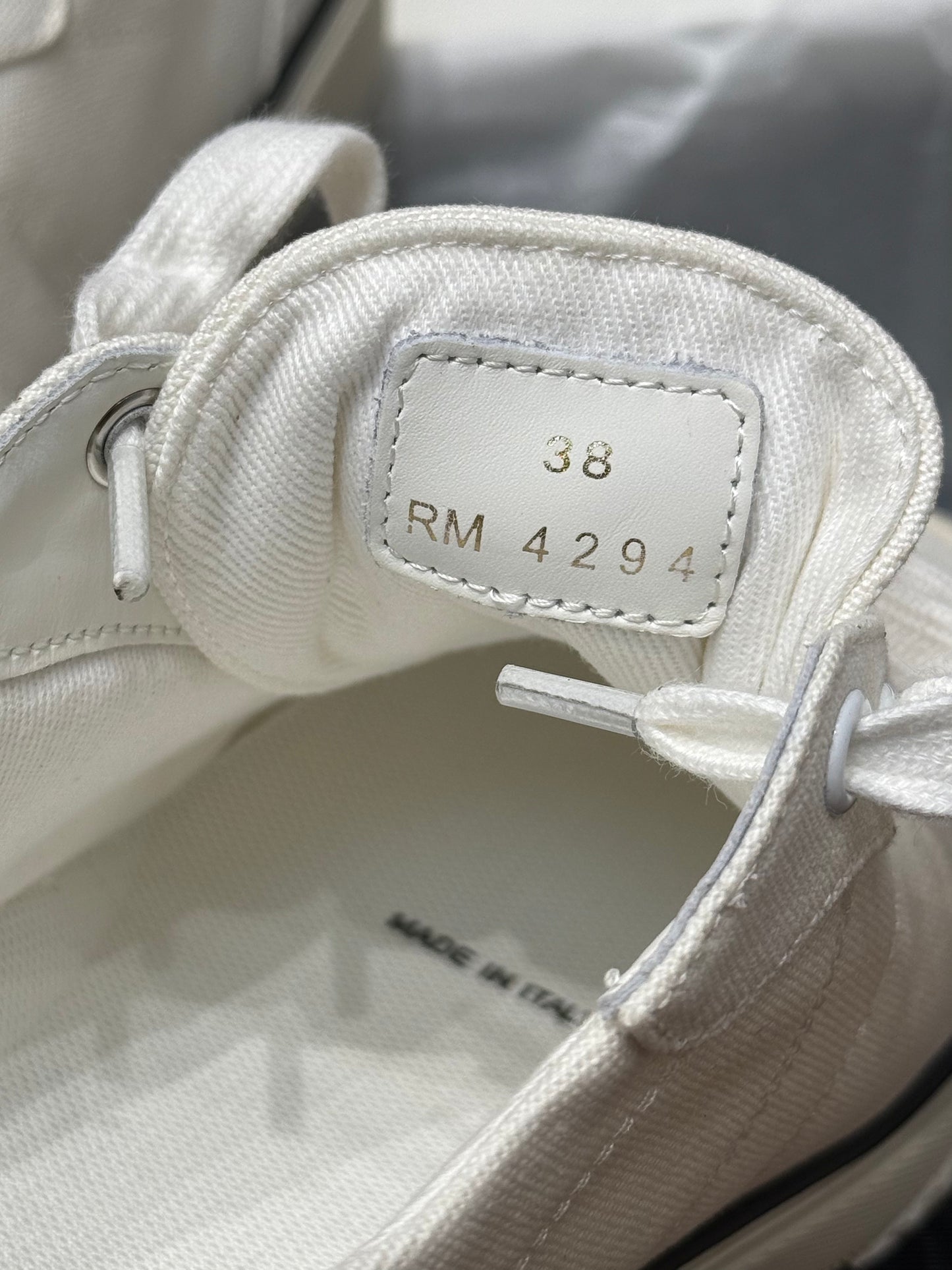 CEL SNEAKERS