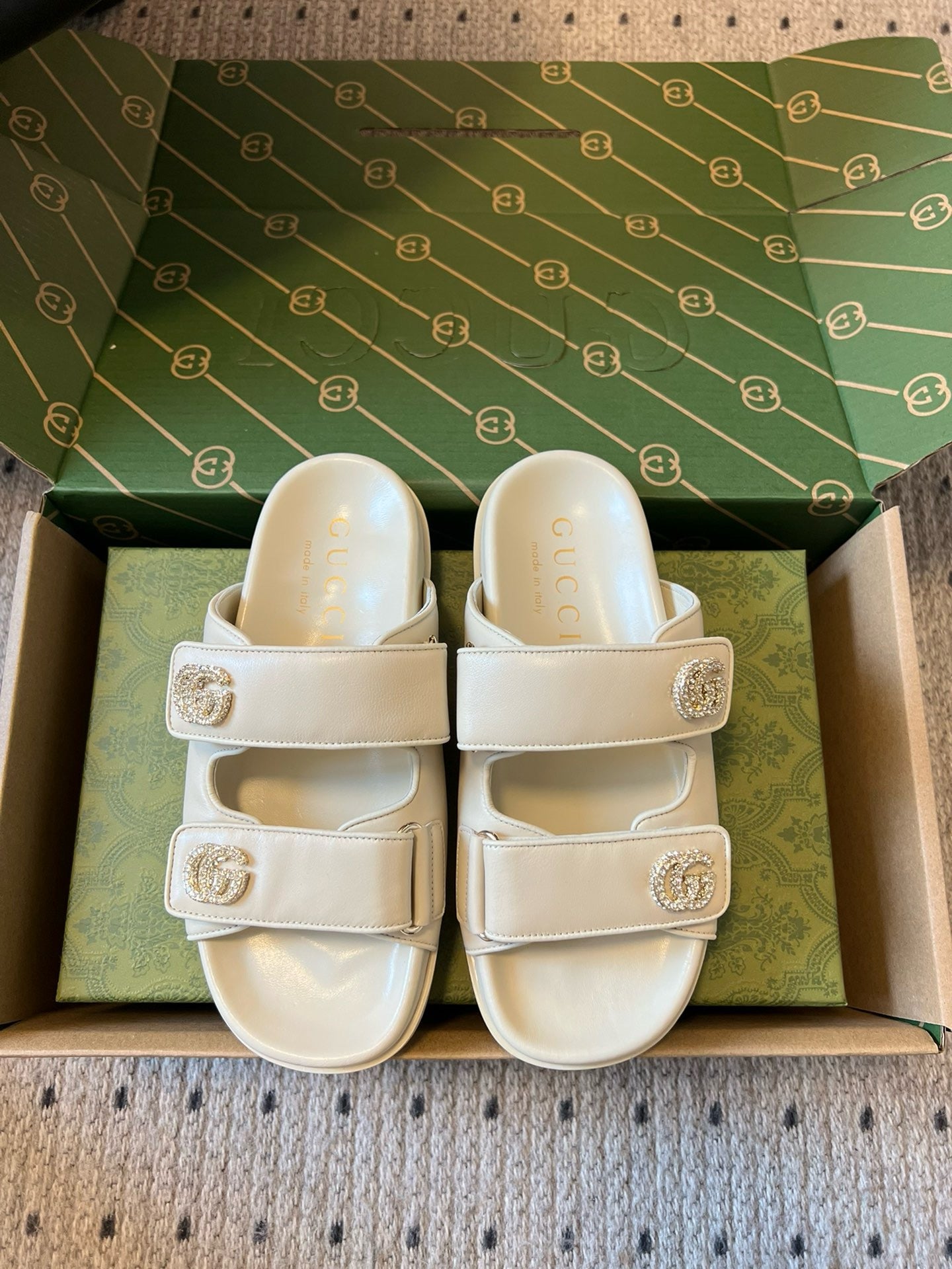 GG SANDALS