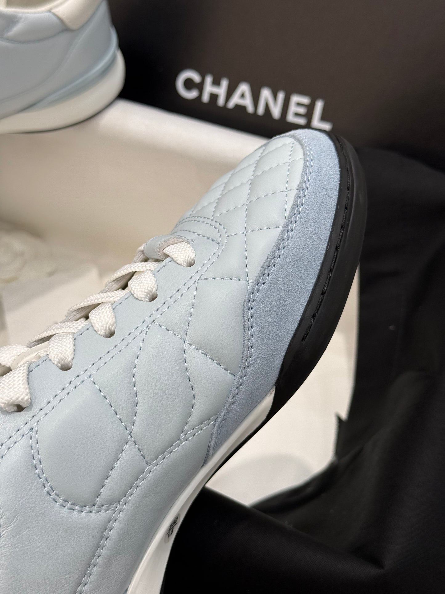 CC SNEAKER