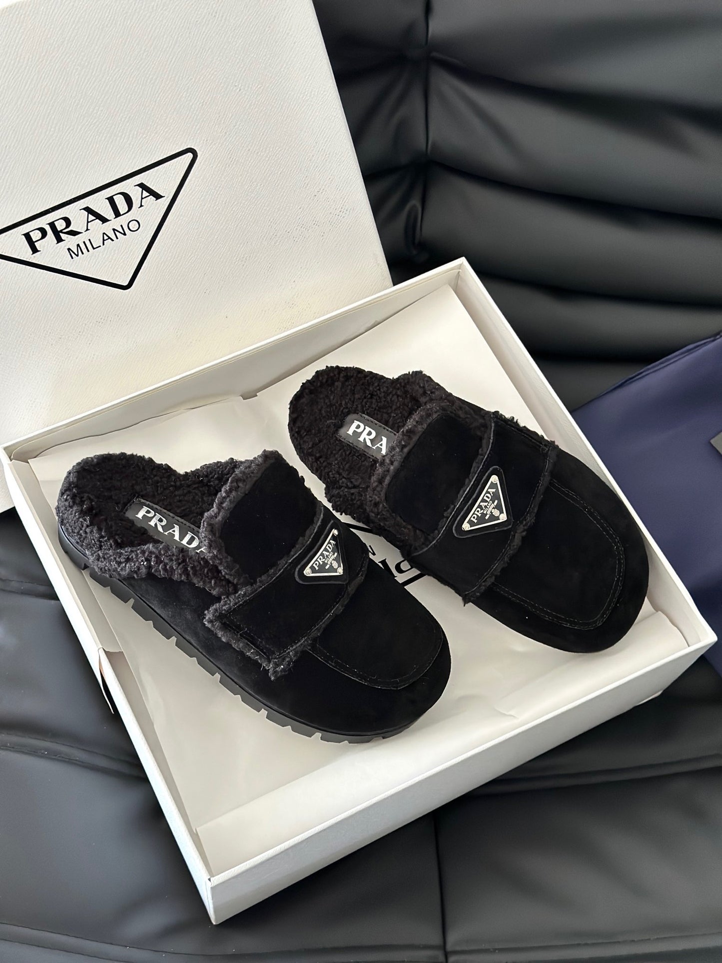 PD SHEARLING SLIPPERS