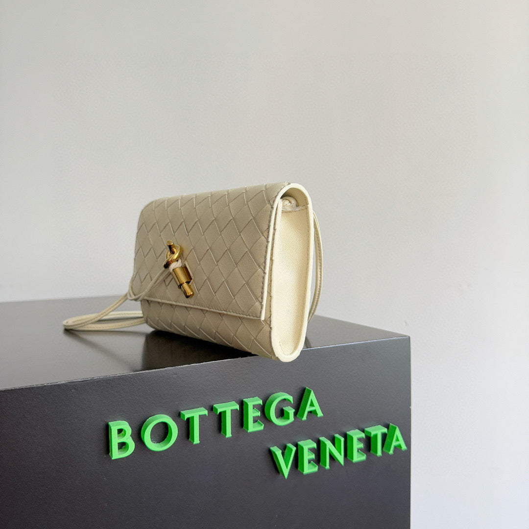 BOTT V ANDIAMO POUCH