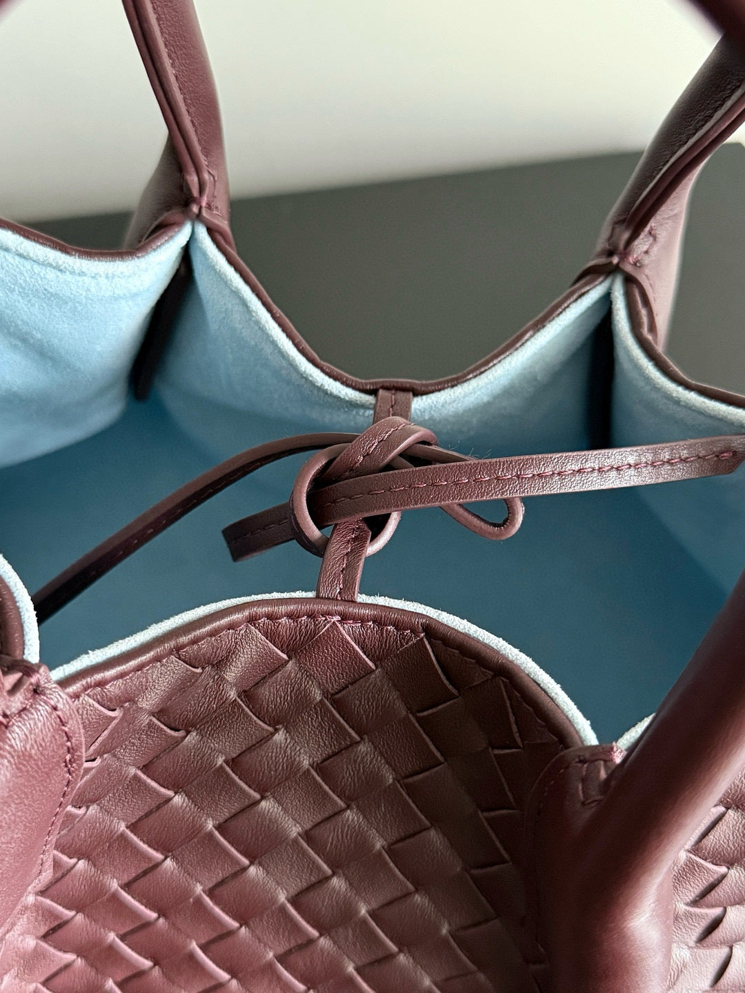 BOTT V SMALL PINACOTECA BAG