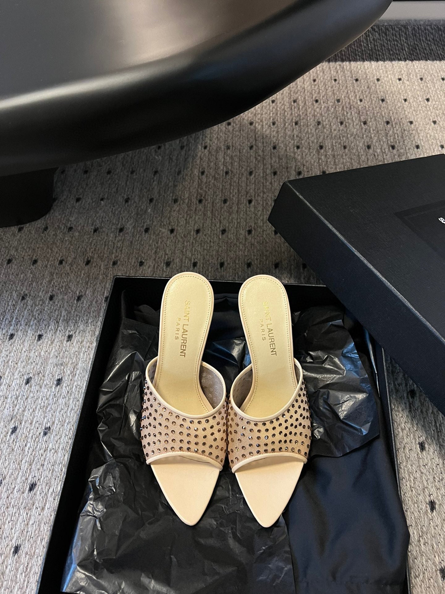 SL HEELS