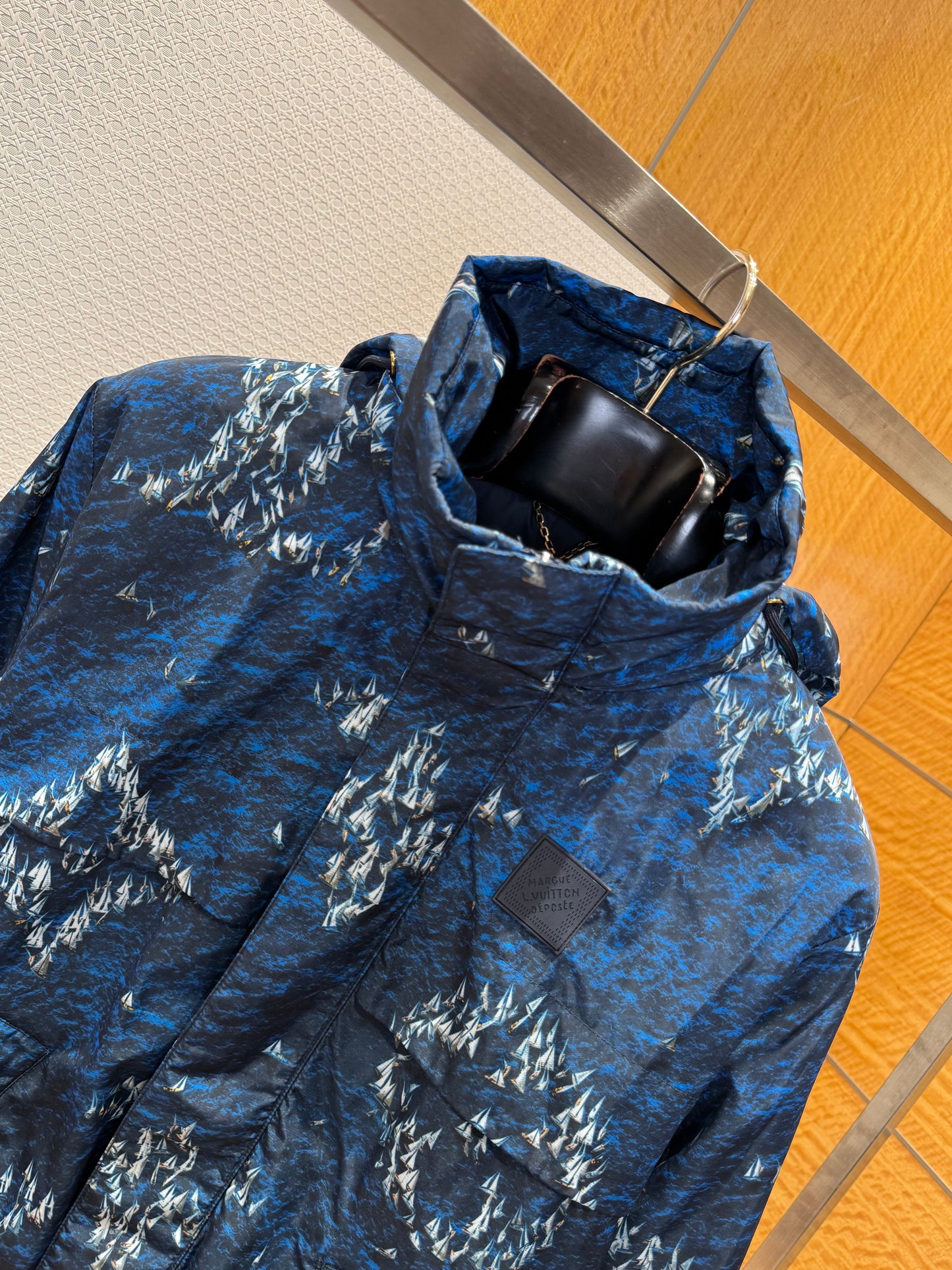 LOU JACKET