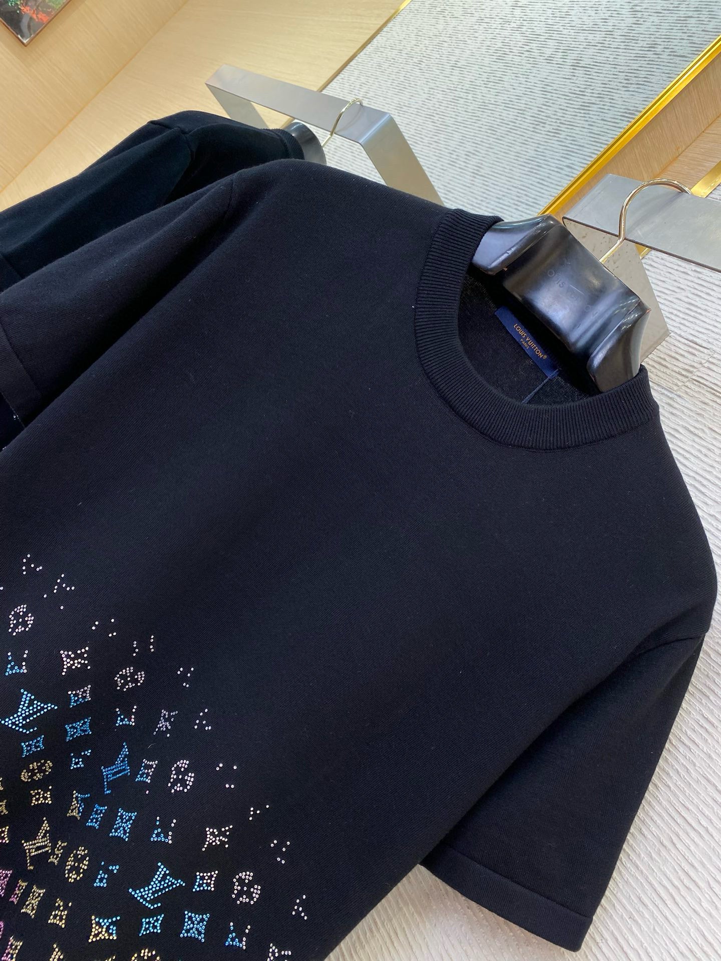 LOU T-SHIRT