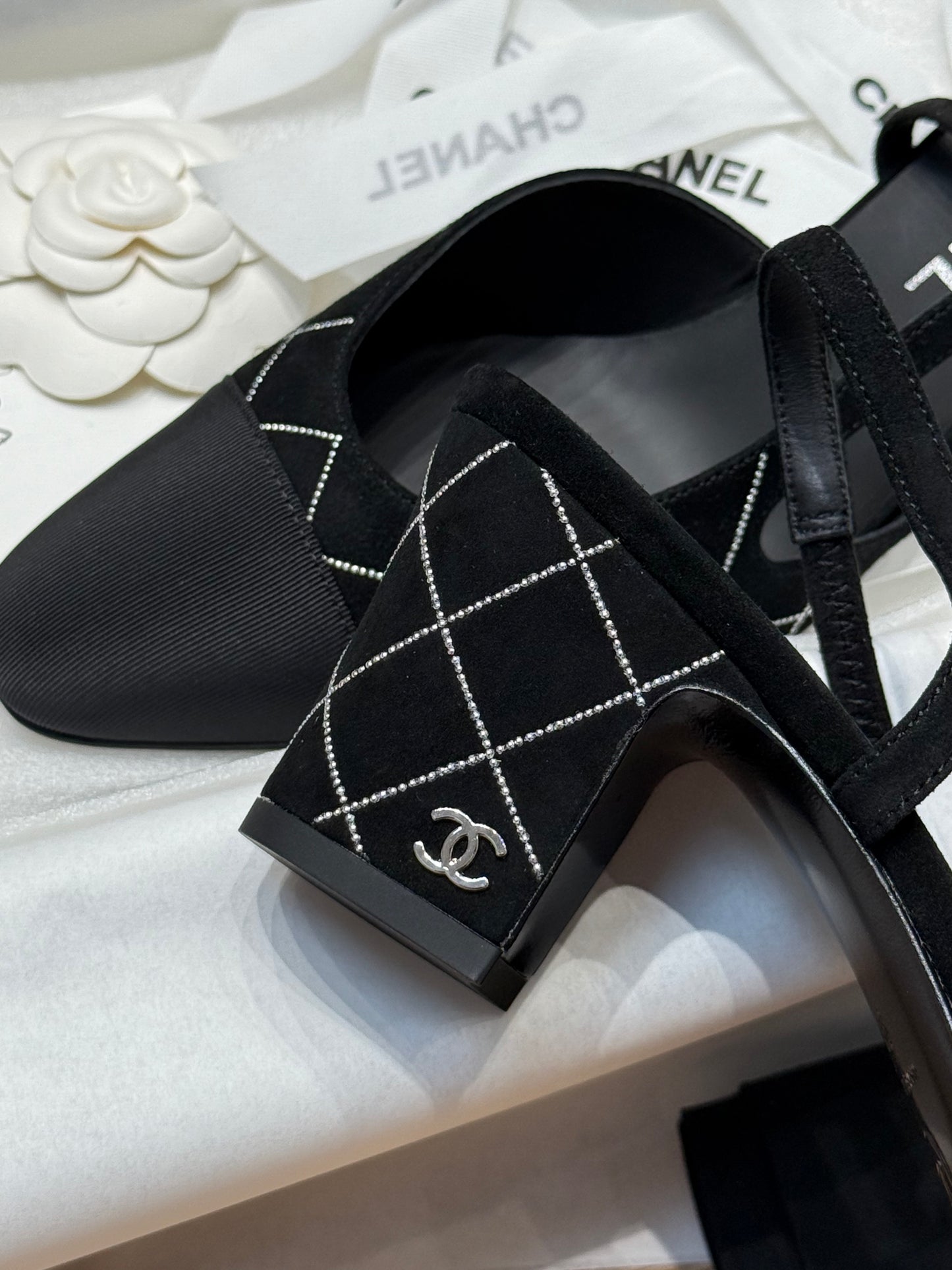 CC SLINGBACK PUMPS