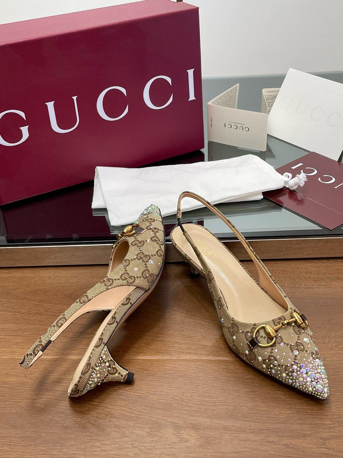 GG HEELS