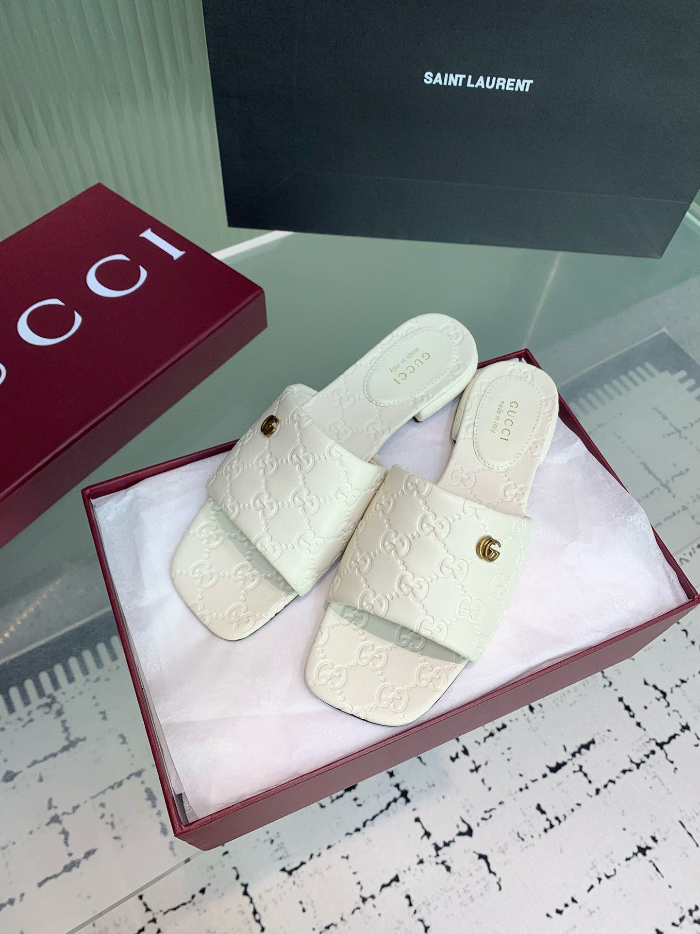 GG SANDALS