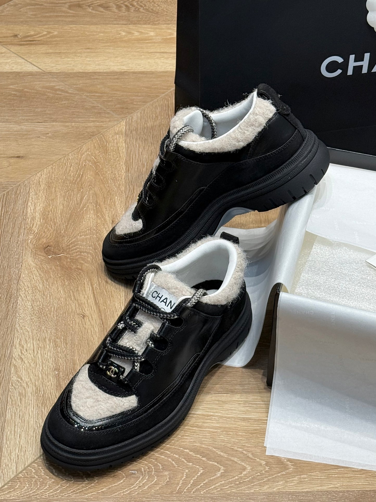 CC SNEAKER