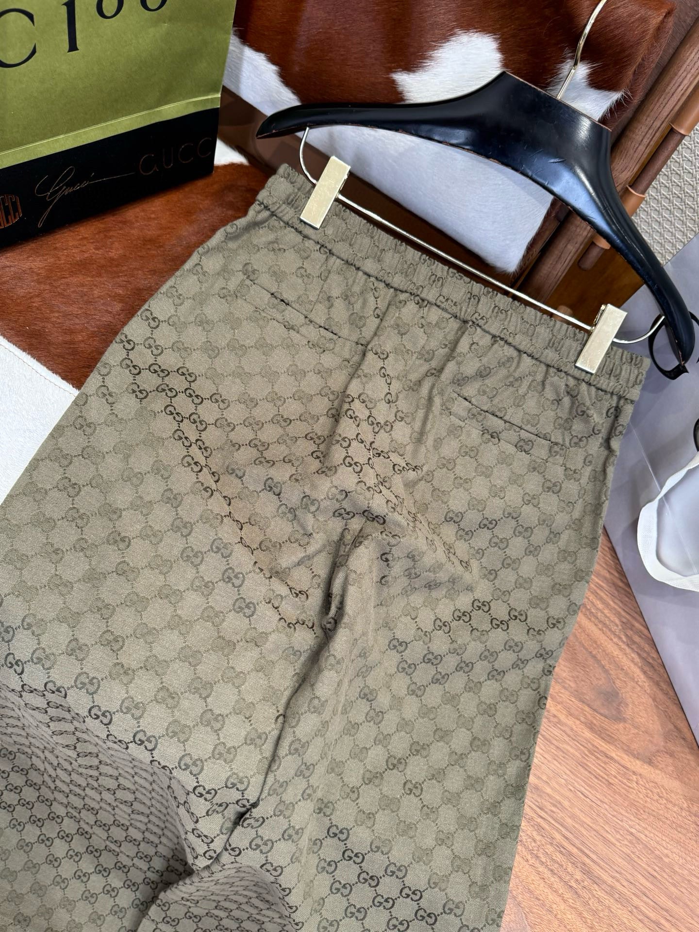 GG JOGGERS