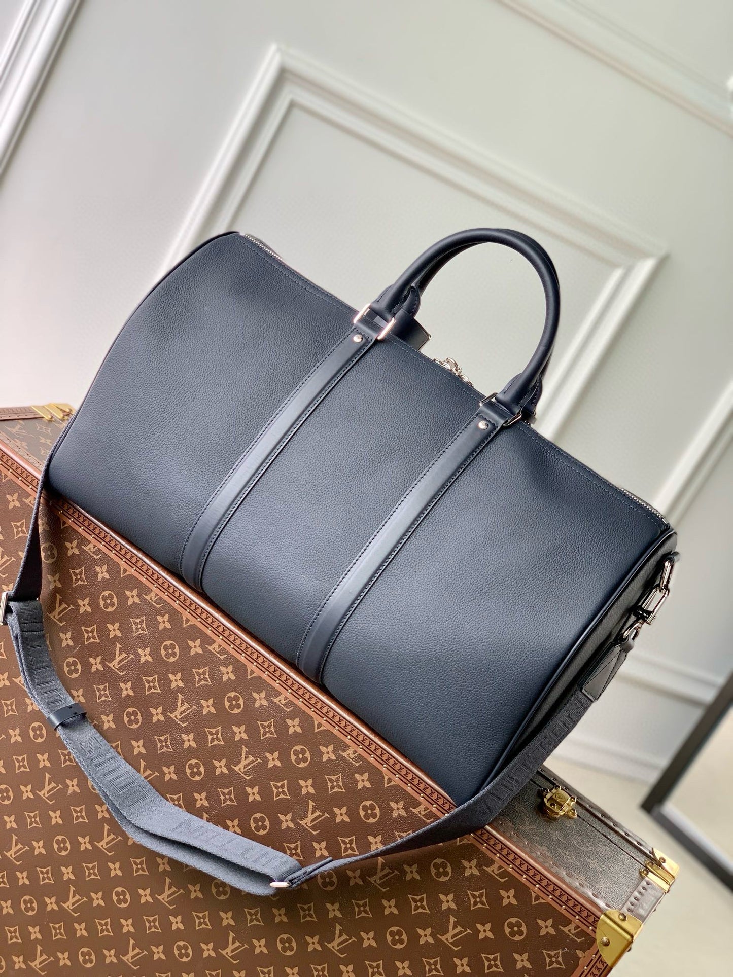 LOU KEEPALL BANDOULIÈRE 50 BAG