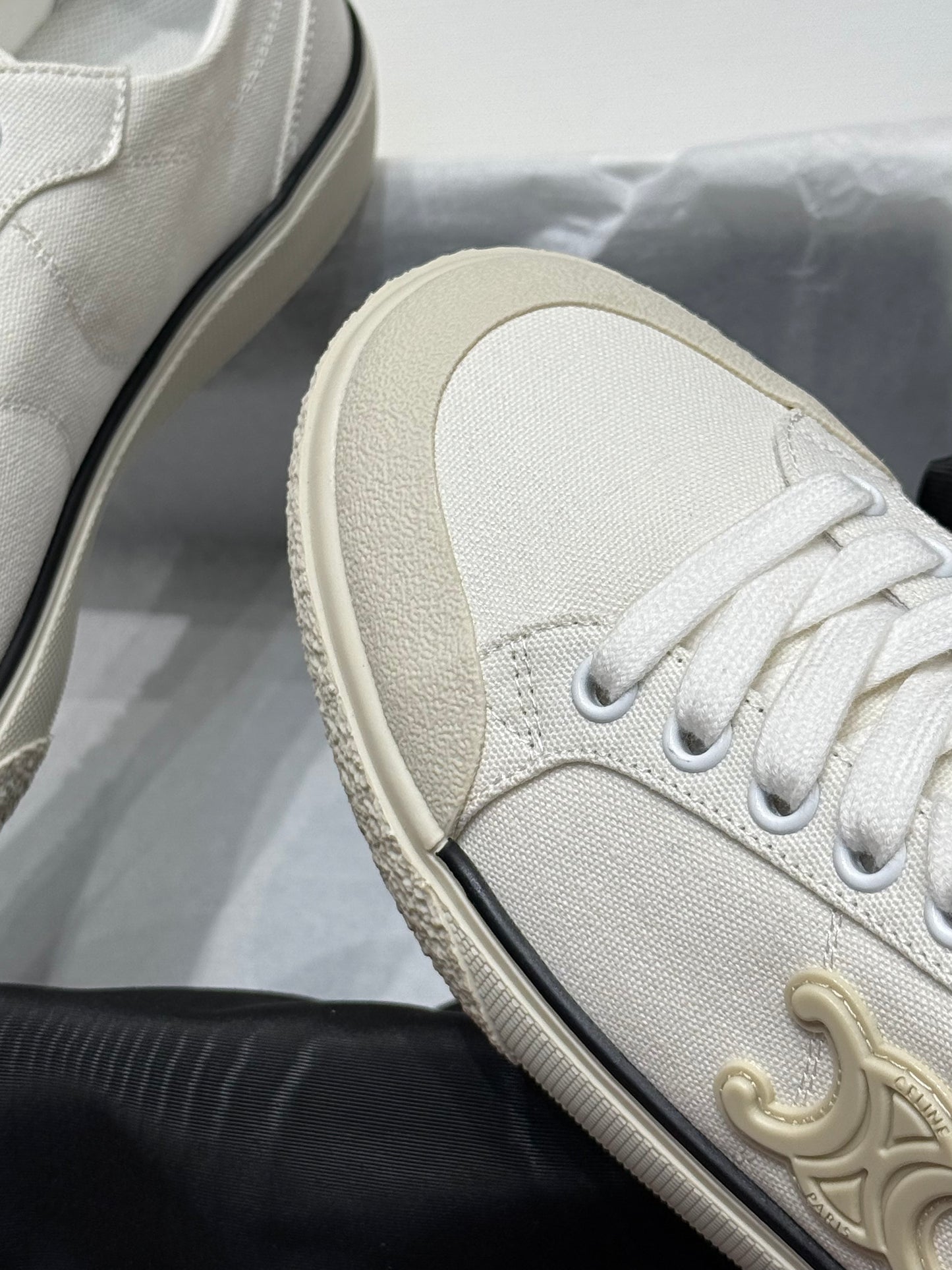 CEL SNEAKERS