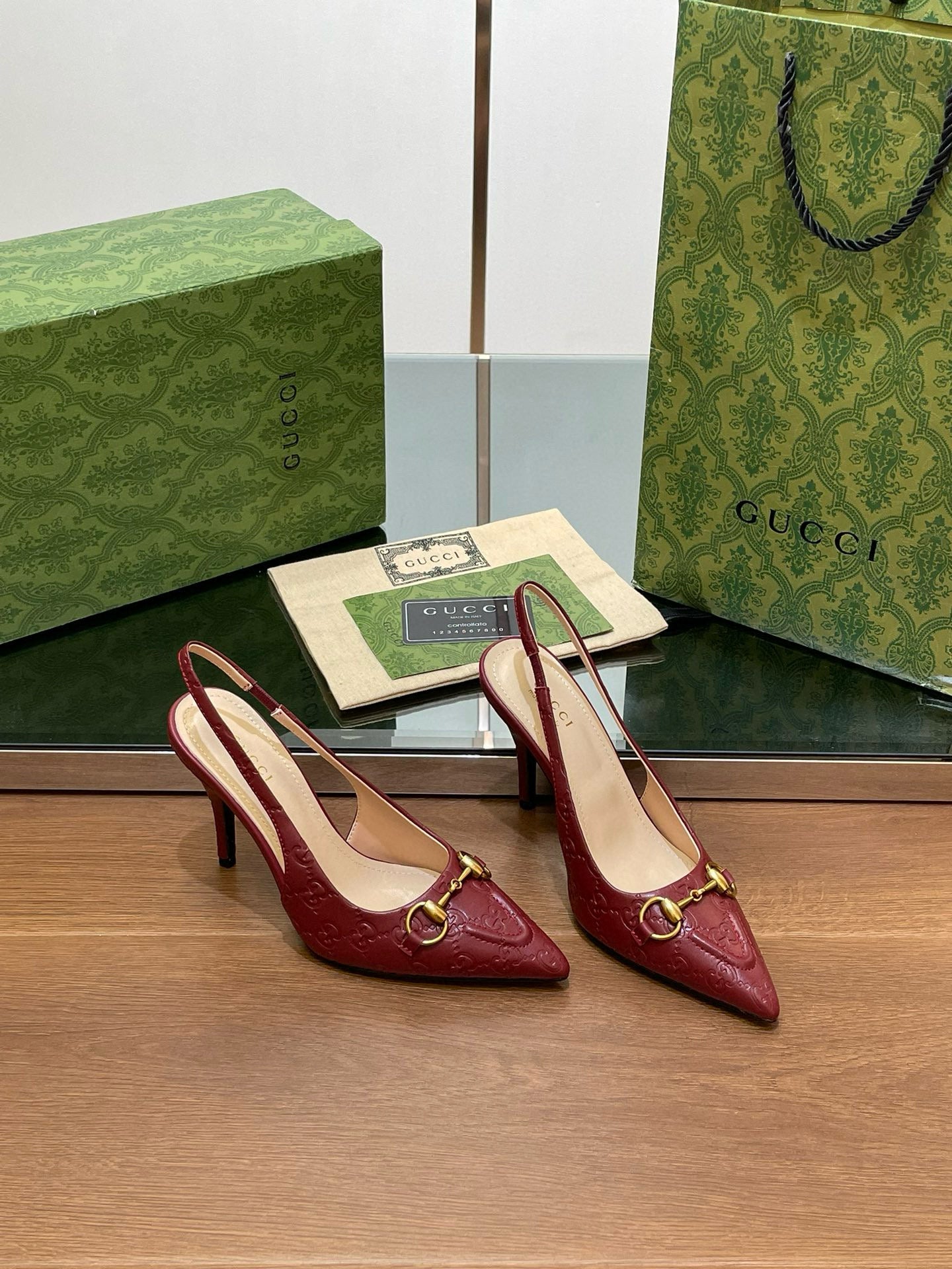 GG HEELS