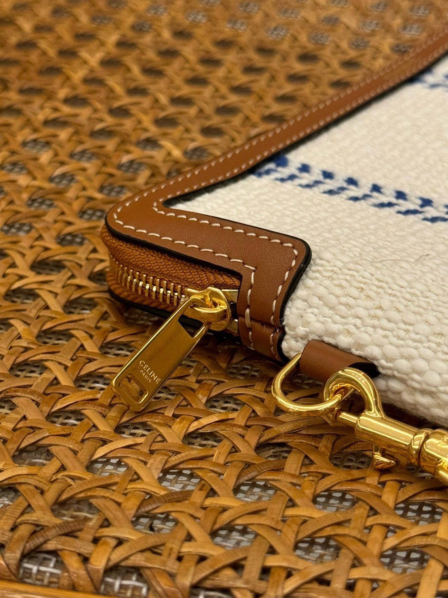 CEL SMALL POUCH WITH STRAP