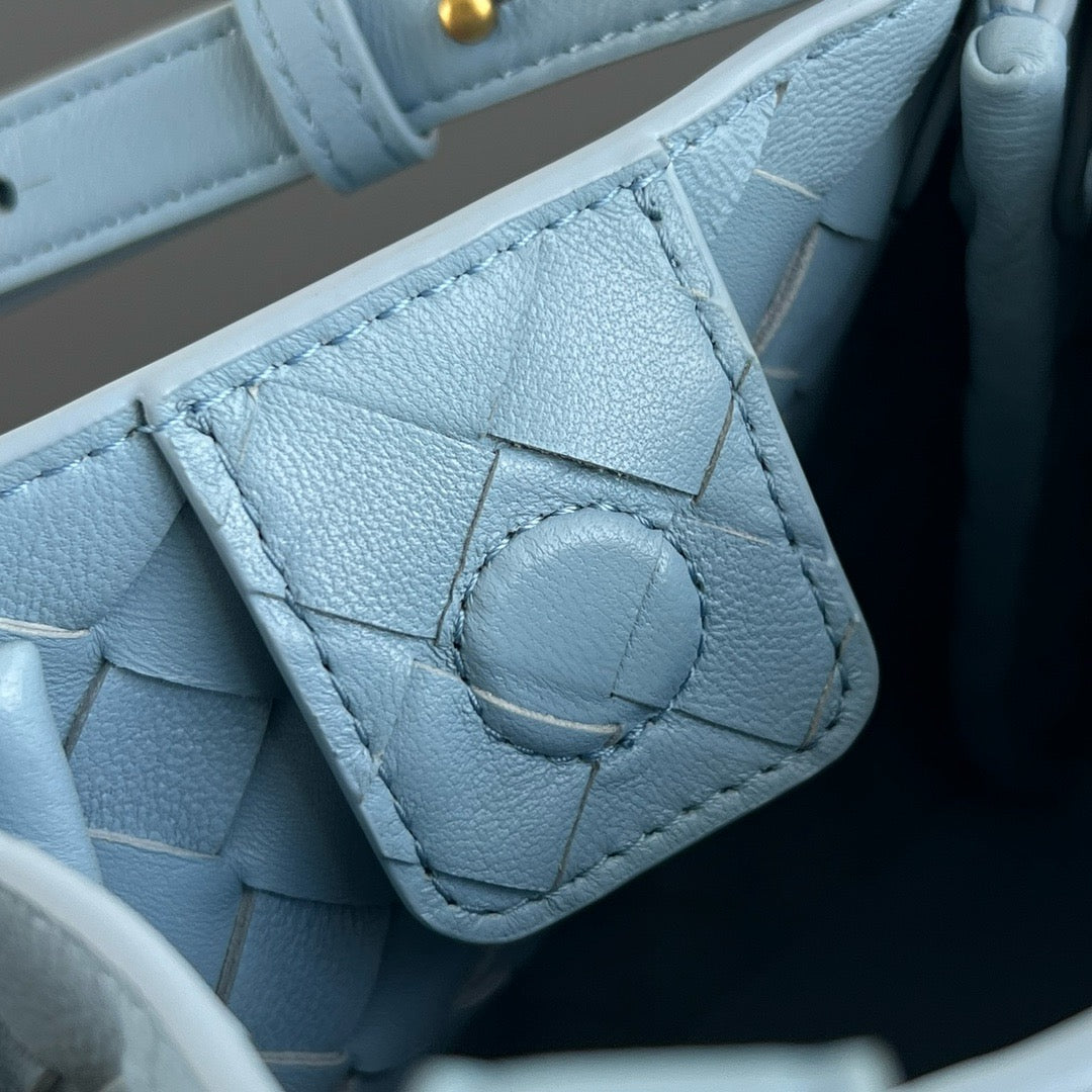 BOTT SMALL PARACHUTE CHAIN BAG