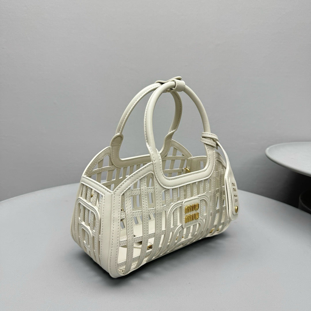 MIU M LEATHER BASKET BAG
