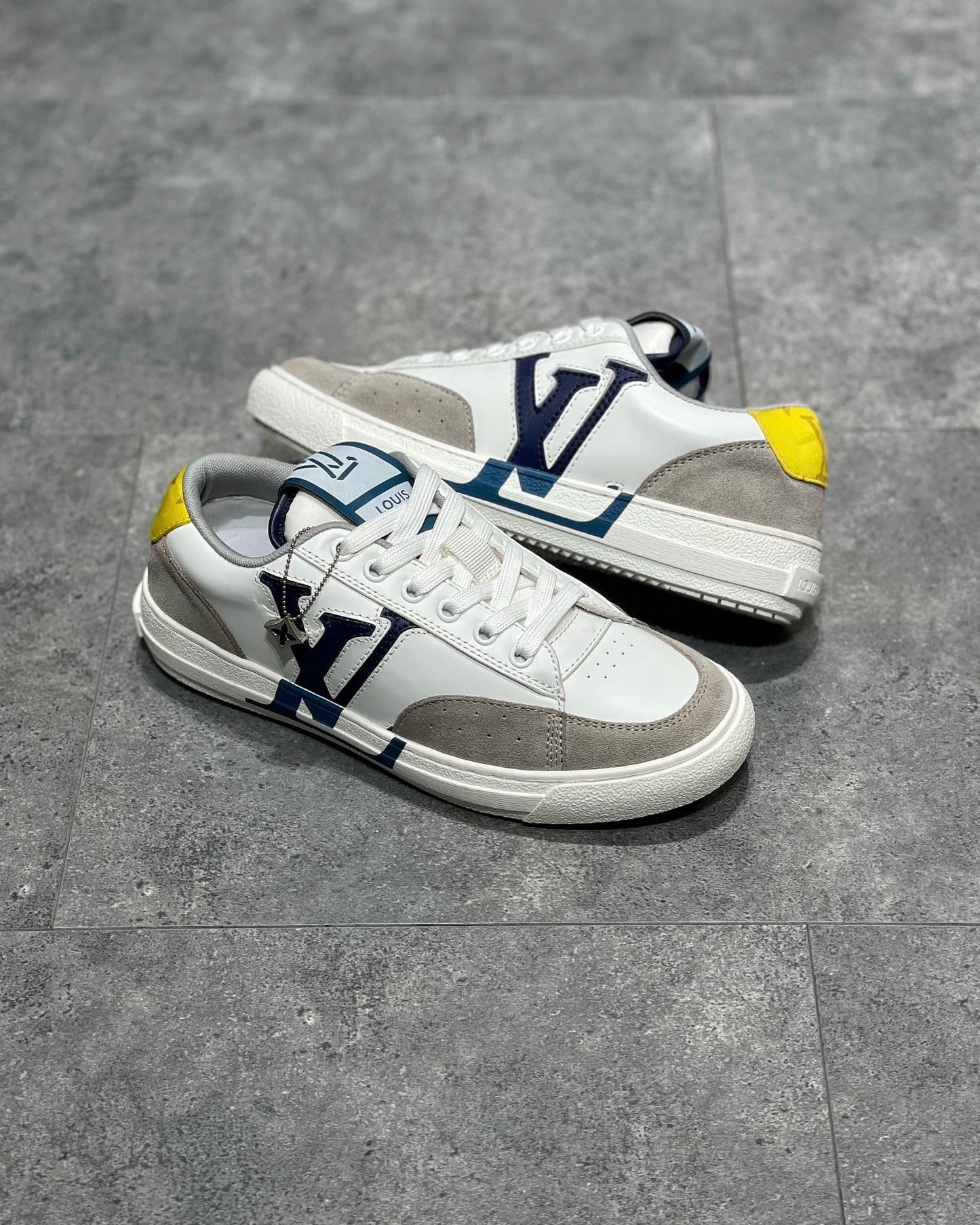 LOU TRAINERS