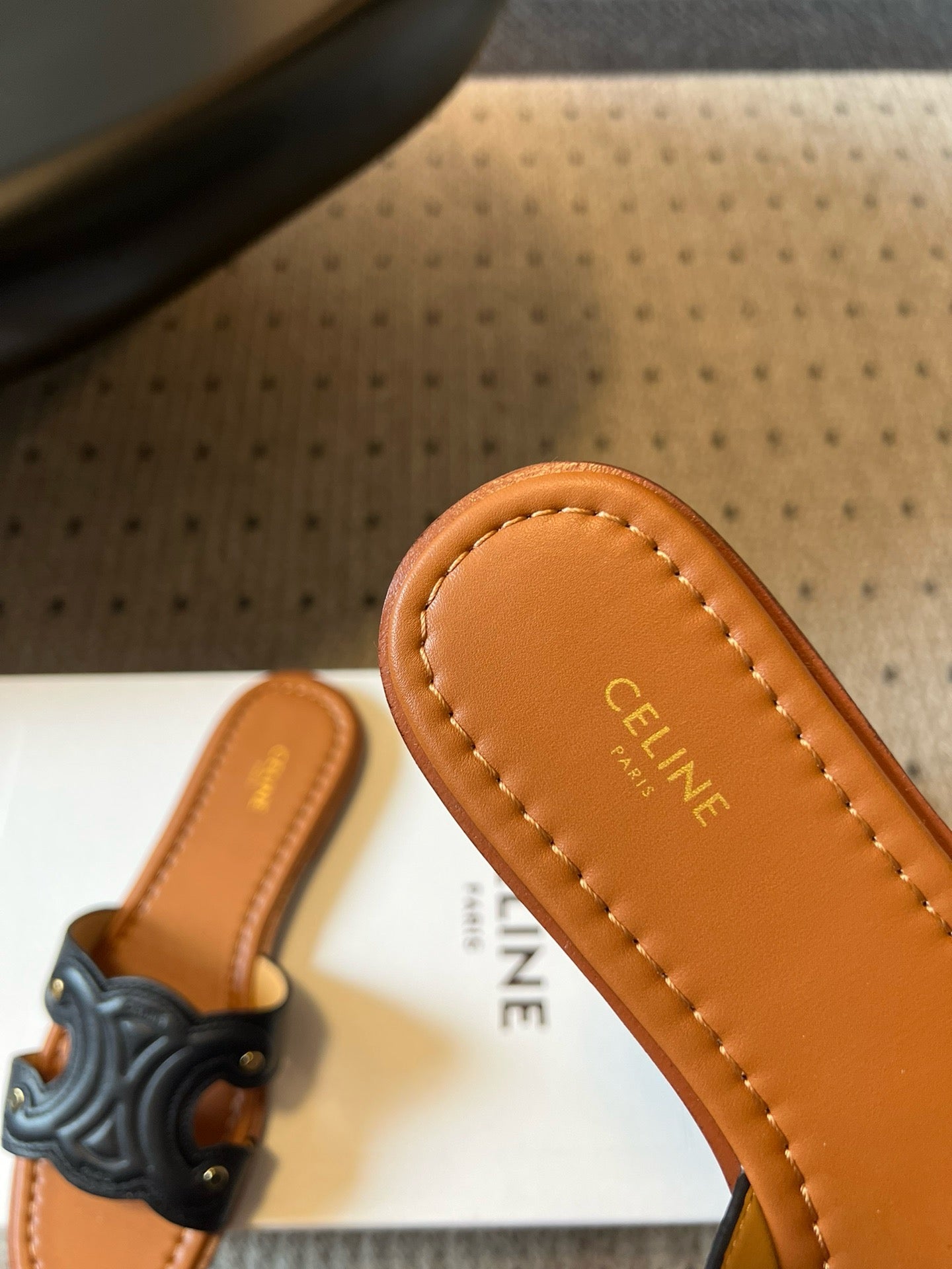 CEL SANDALS
