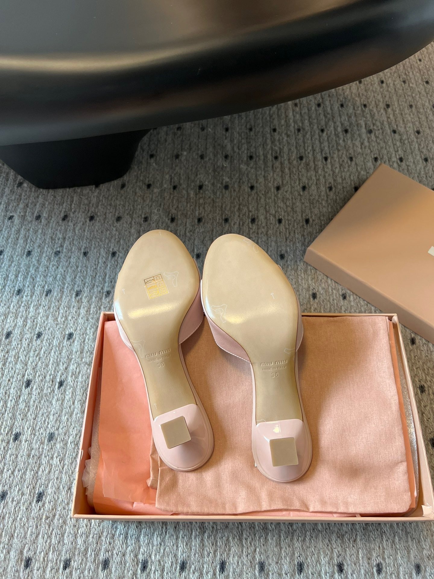 MIU M HEELS