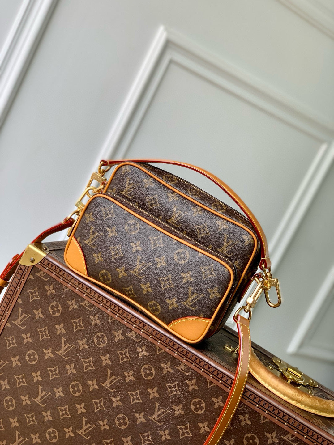 LOU NIL BAG
