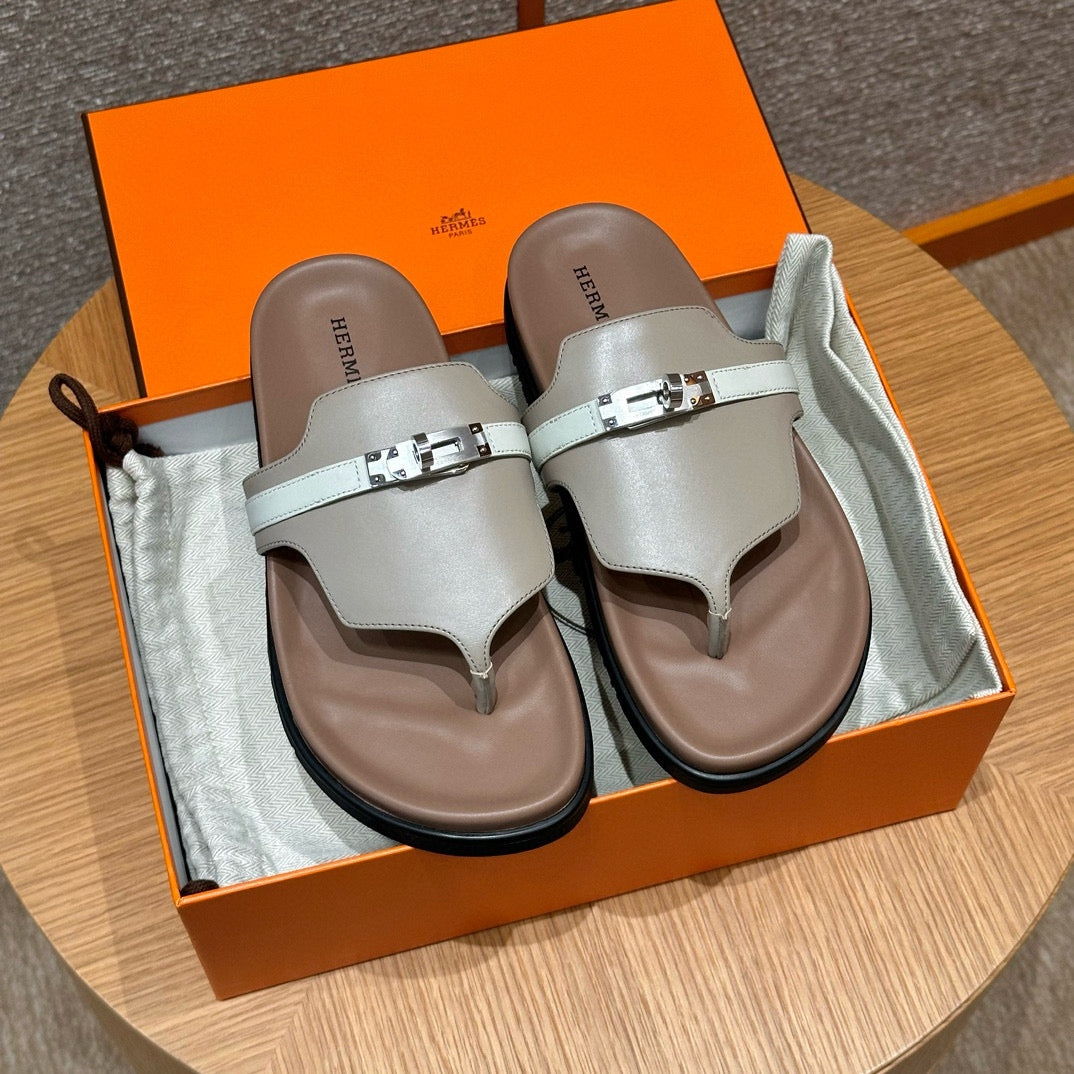 HERM EMPIRE SANDALS