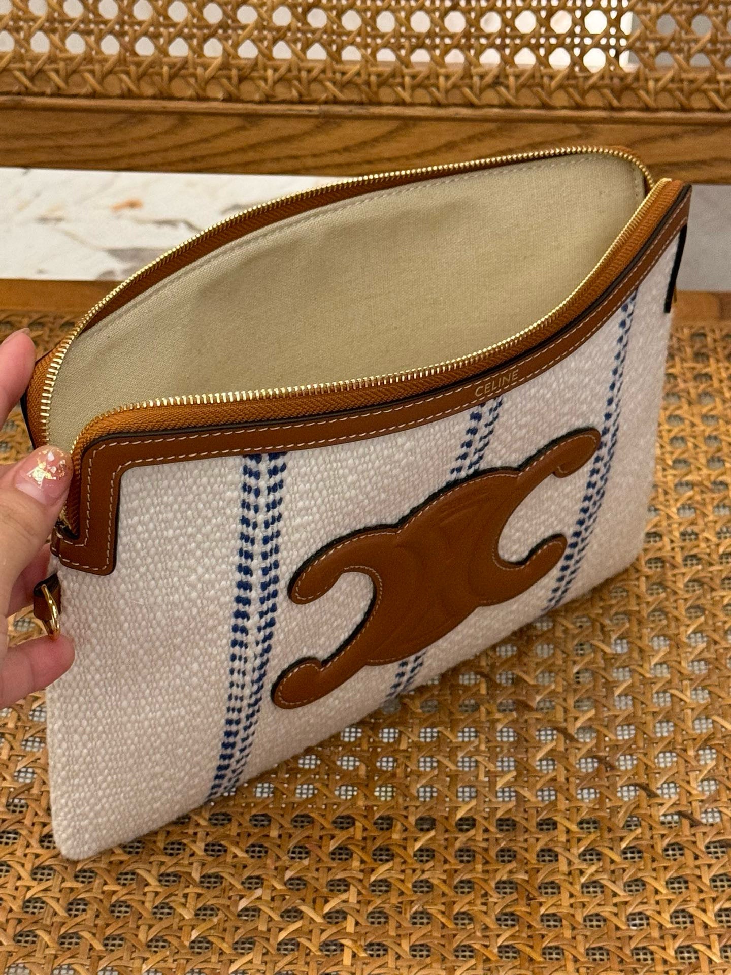 CEL SMALL POUCH WITH STRAP