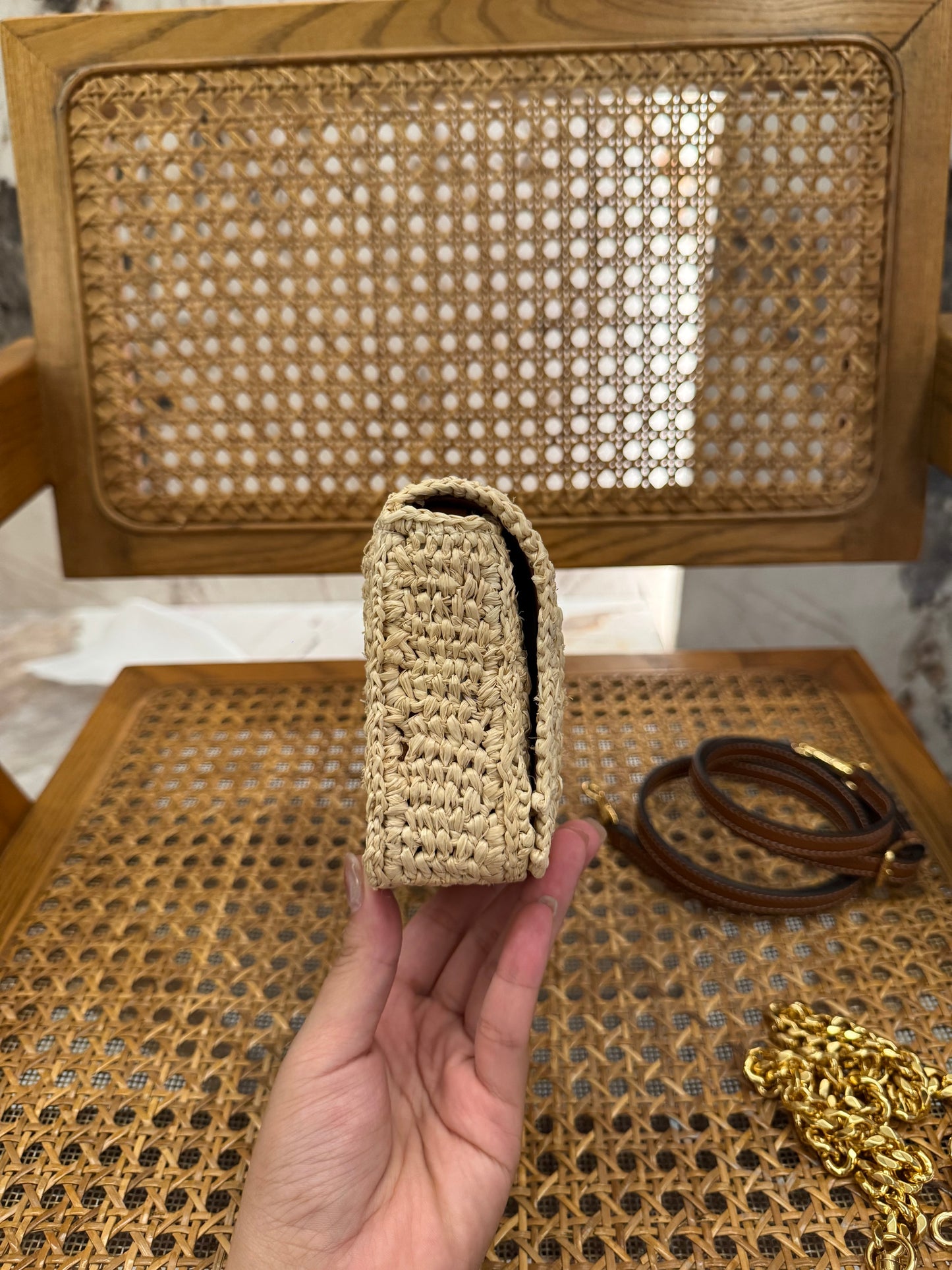 CEL MULTIPOCHETTE IN RAFFIA BAG