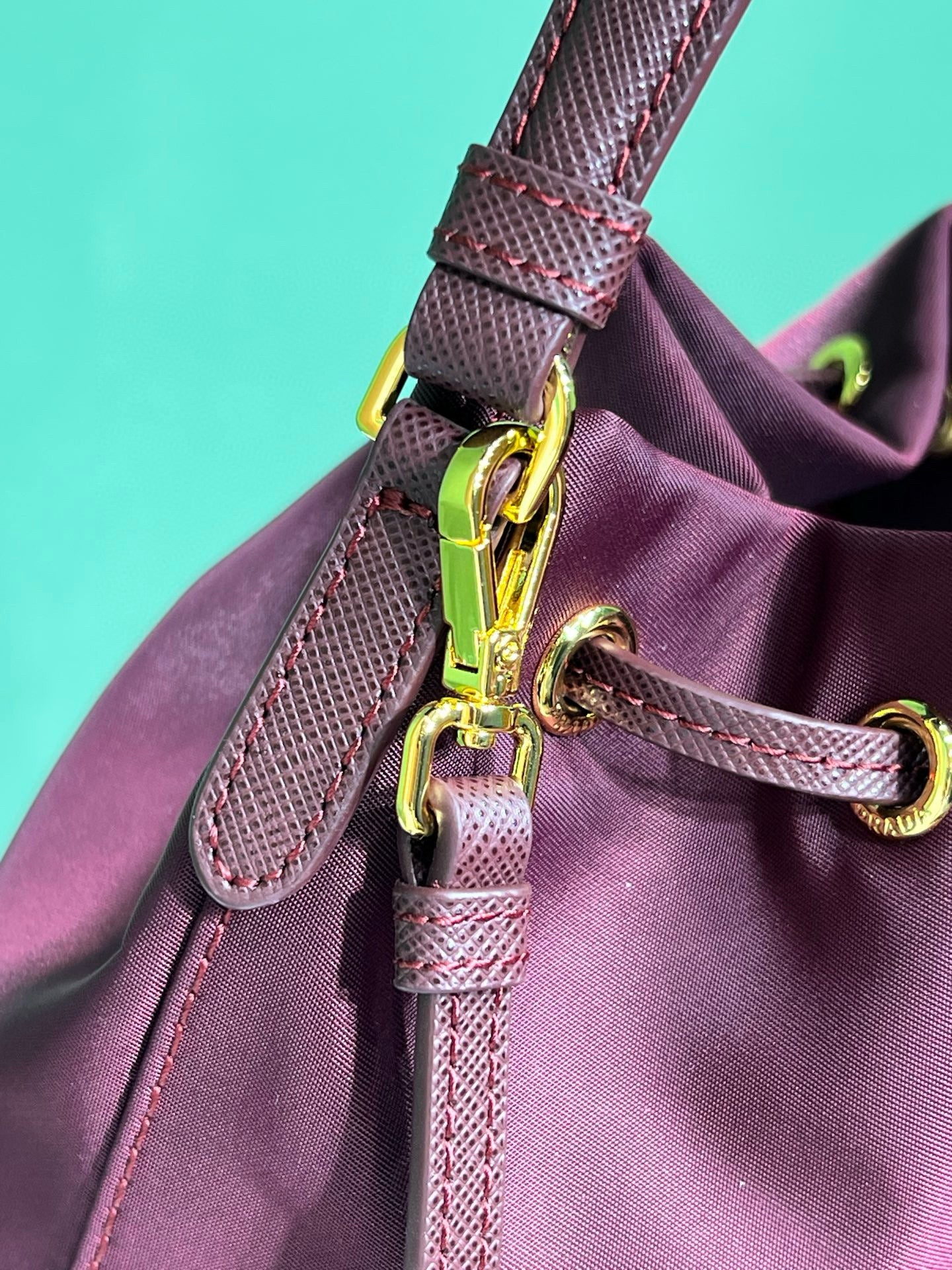 PD DUET RE-NYLON BUCKET BAG