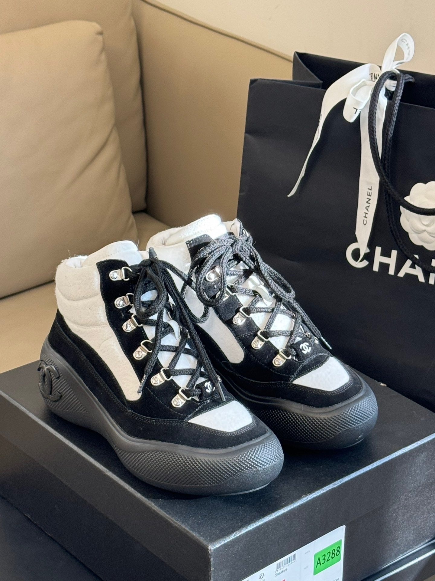 CC TRAINERS
